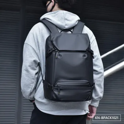 SLEEK ESSENCE BACKPACK